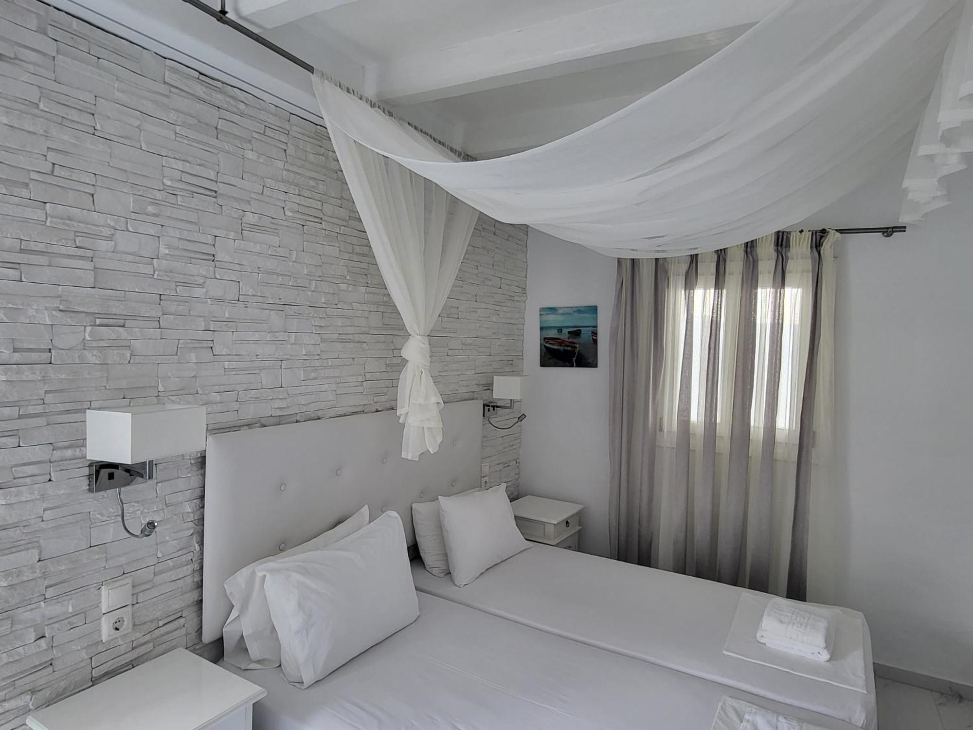 Casa Bianca Отель Орнос
